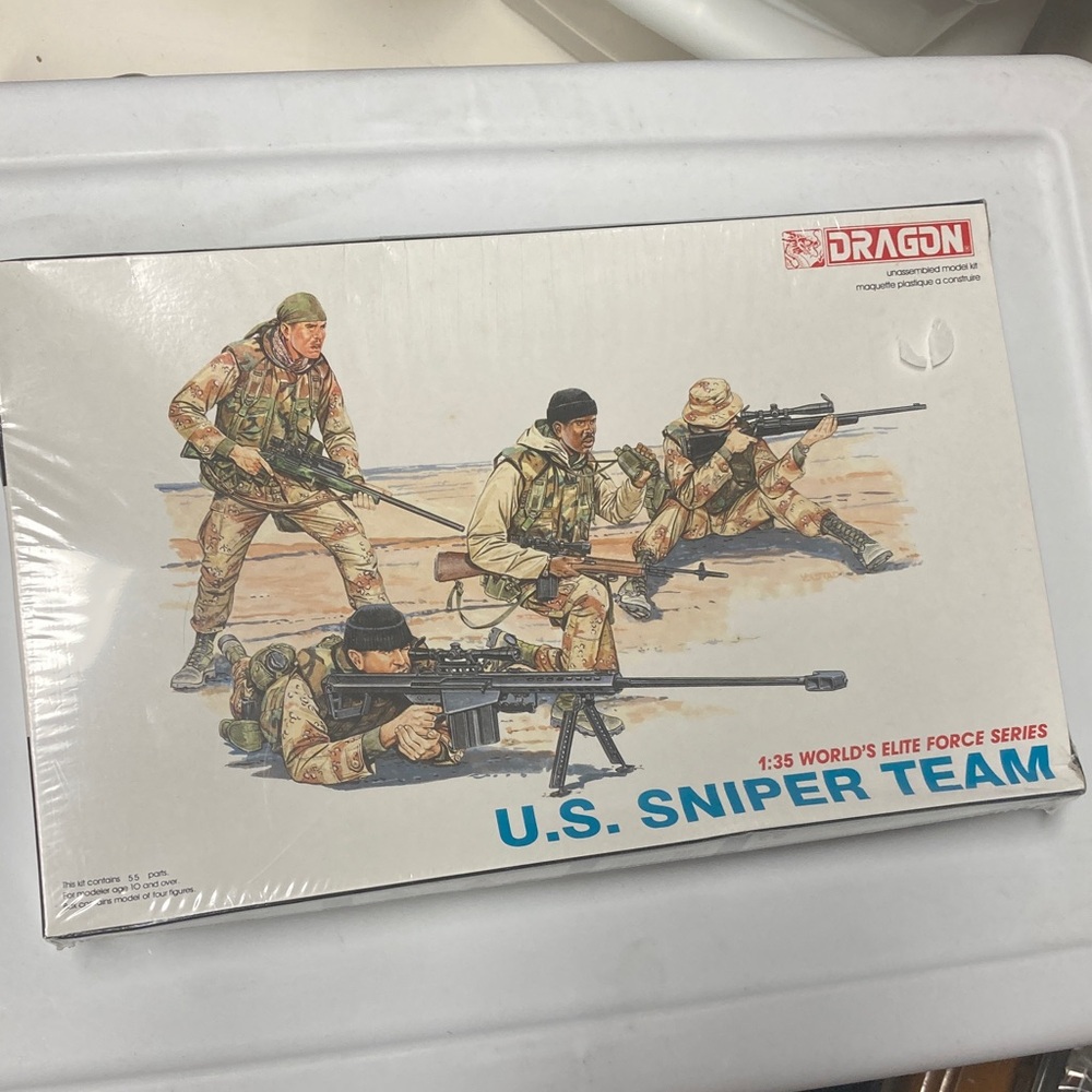 Dragon 1/35 model figure kit, new sealed, U.S. Sniper Team, unbuilt, 4 figs